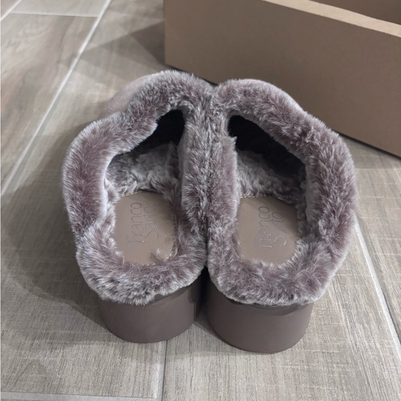 Franco Sarto Gray Fur-Trimmed Slippers - Picture 3 of 4